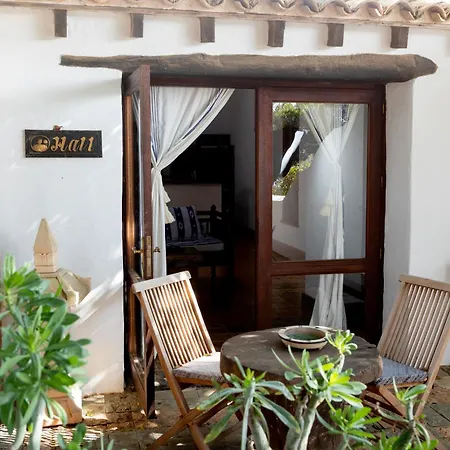 Casa Tomarén Resort 3*