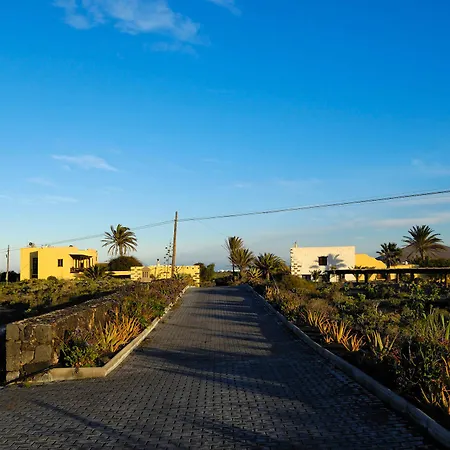 Casa Tomarén Resort 3*