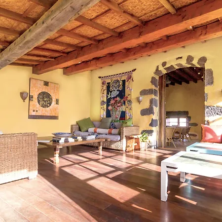 Casa Tomarén 3* San Bartolomé