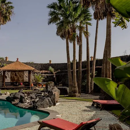 Casa Tomarén Resort 3*